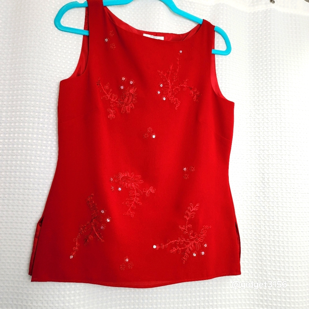 NWOT  RED EMBROIDERED SLEEVELESS FULLY LINED BLOUSE BY MARKS & SPENCER ~ SIZE 8